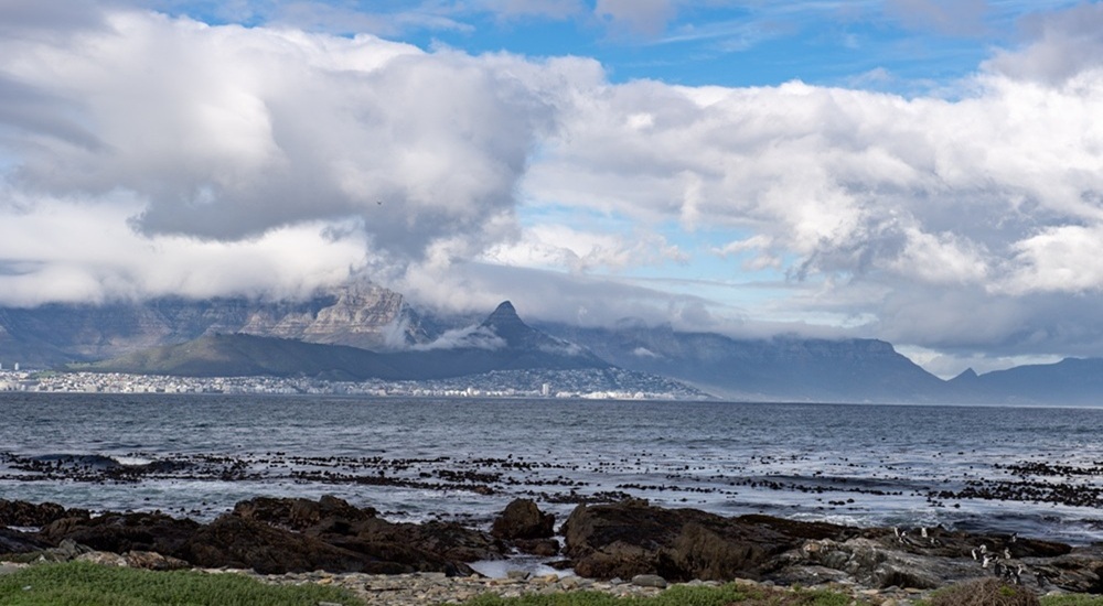 FES Aug 26 Robben Island city view 2 1000 x 550